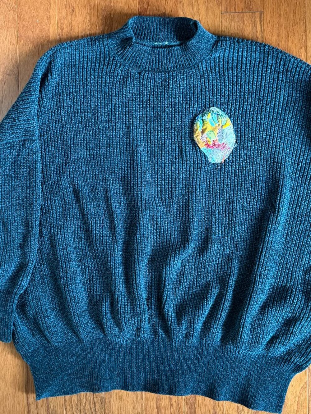 Cute sweater!